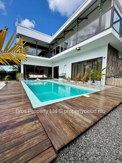 Exclusive 4 bedrooms Luxury Villa for Rent - Grand Baie | Rs 115,000 (NEG)