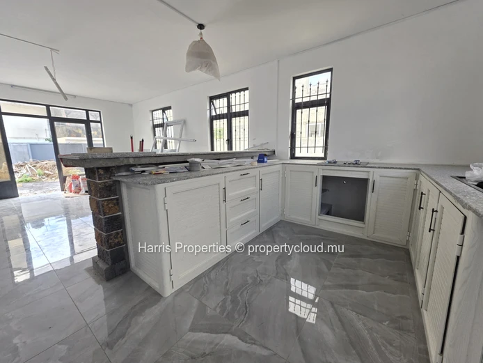 Maison individuelle neuve à vendre à Goodlands