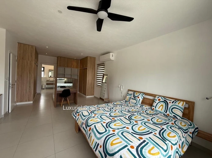 Stunning Contemporary Villa With Private Pool And Garden