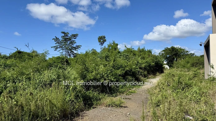 "Prime Residential Land for Sale in Péreybère, Ideal for Building!"