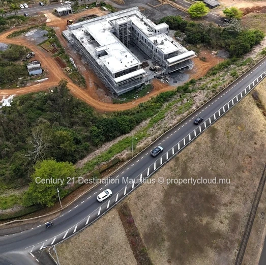 Premium Showrooms & Offices for Sale at Bagatelle Junction, Moka Smart City – Green Business Hub