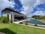 6 Bedroom Villa