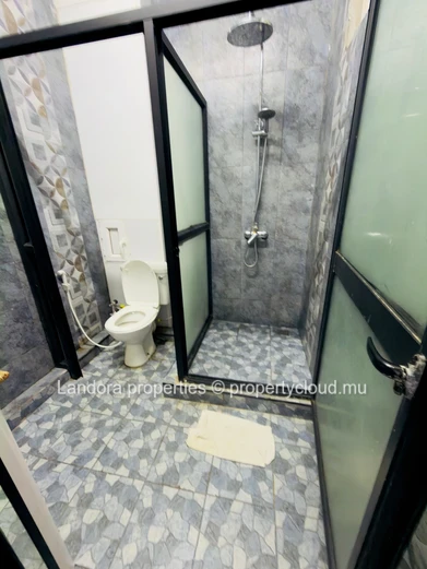 2-Bedroom Apartment for Long-Term Rent in Pereybere 