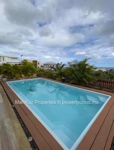 Luxurious Villa for Sale in Jardin d'Anna-2, Flic en Flac, Mauritius – Elegant Living with Panoramic Sea Views