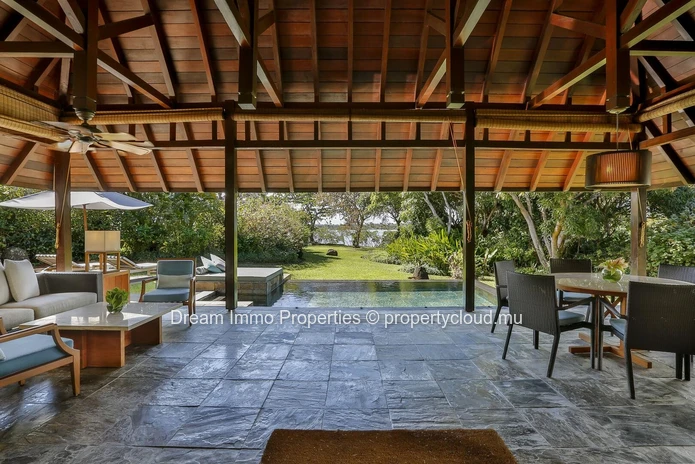 Sea View – Luxurious 3 Bedroom Villa In Four Seasons Resort In The Anahita Domain