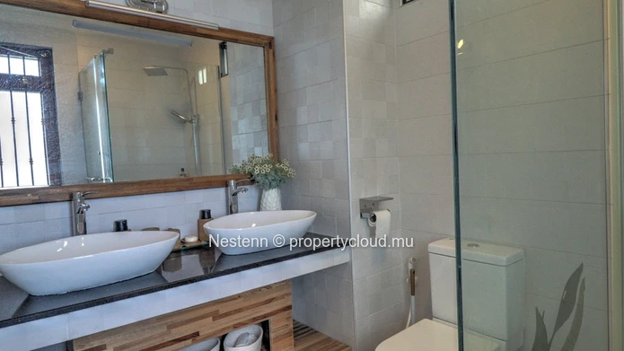 Magnifique maison neuve de 4 chambres