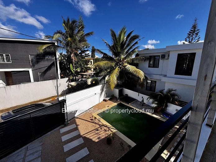 Villa Neuve 3 Chambres En Suite Avec Piscine – Pereybère