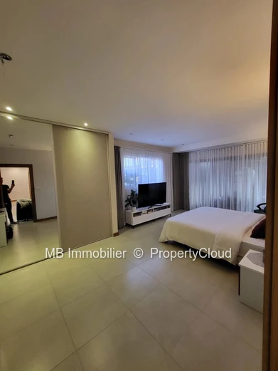R+2 apartments for sale.