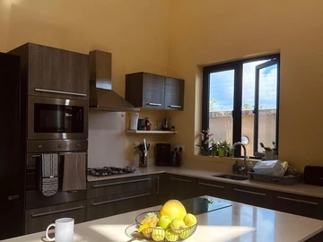 4 Bedroom Villa