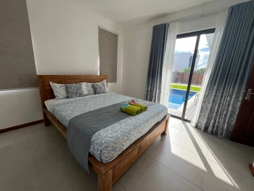 4 Bedroom Villa