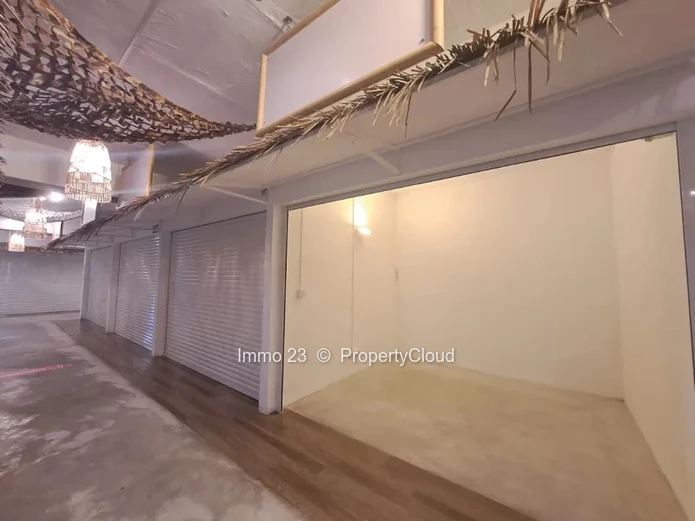 Commercial Space - 15m2 - Curepipe - Ref. EM95232LO