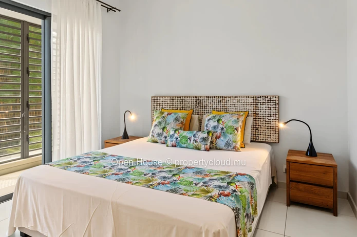Appartement de 2 chambres en suite avec piscine à vendre à Péreybère