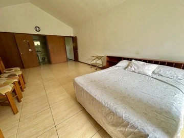 Maison de 8 Chambres