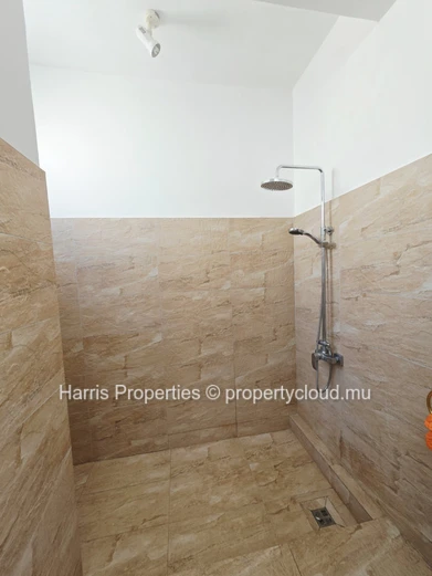 Beautiful villa for rent in a secure residence | Chemin 20 pieds, Grand Baie