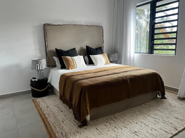 4 Bedroom Apartment