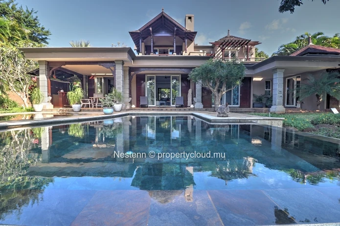 Villa de 3 chambres au sein d'un domaine golfique de renom.