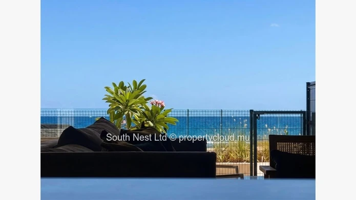 Appartement Duplex de Prestige en Front de Mer