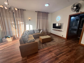 3 Bedroom Townhouse, Duplex