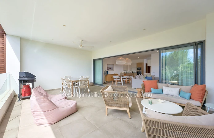 Contemporary Apartment With Large Terrace