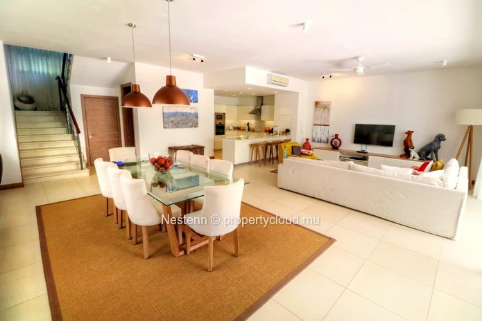 Maison jumelée moderne de 3 chambres avec accès à une belle plage