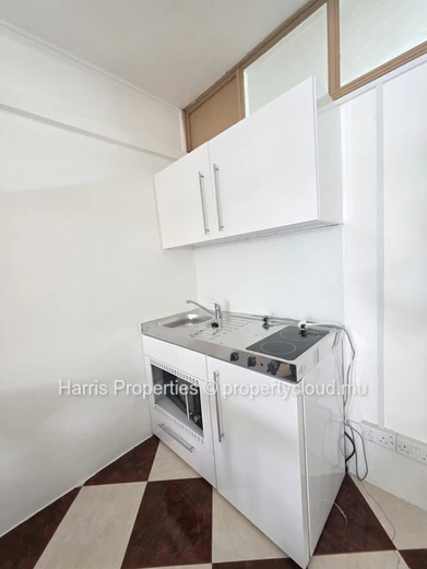 Studio à louer situé dans une résidence à Grand Baie,