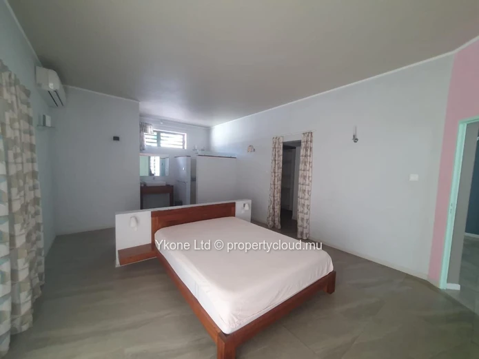 Villa For Sale In Pereybere