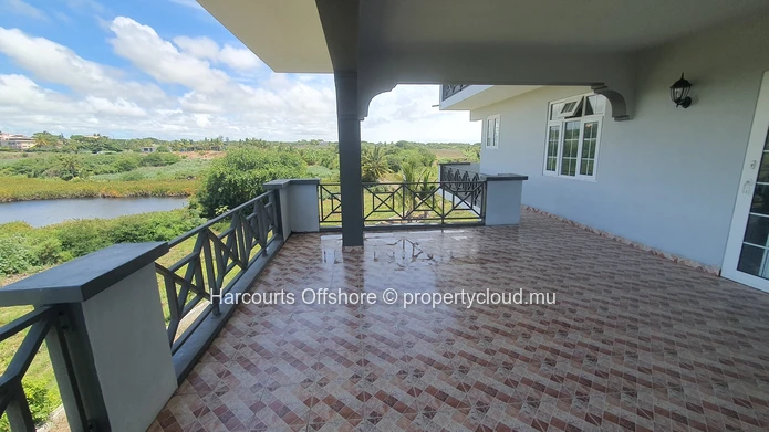 5 Bedroom Villa In Trou D'eau Douce