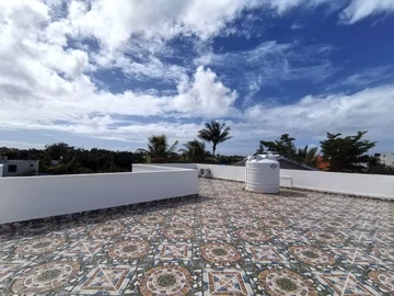 5 Bedroom Villa