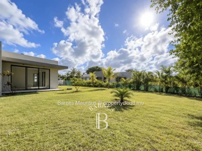 ANAHITA GOLF RESORT – Villa contemporaine neuve - 4 chambres