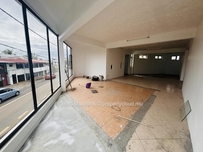 20 Pied Commercial Suites