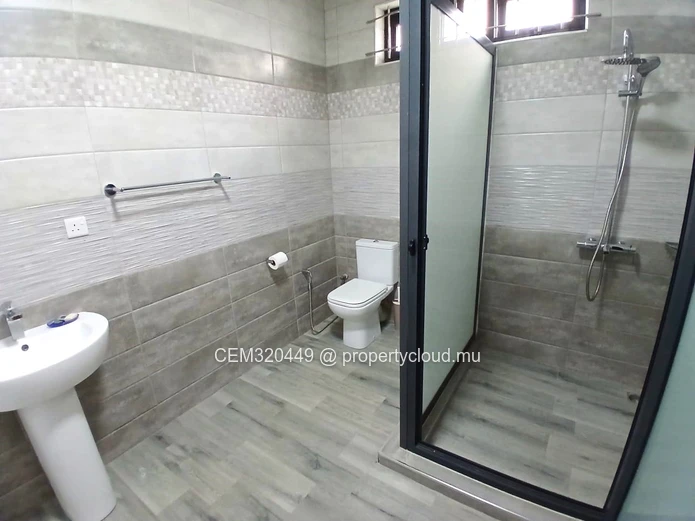 Appartement Meublé au Rez-de-Chaussée à Vendre – Chemin Vingt Pieds, Grand Baie 