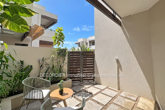 For Rent, Stunning Apartment in FLic en Flac