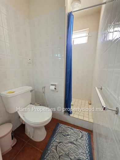 Beachfront house for sale in a secure residence in Calodyne