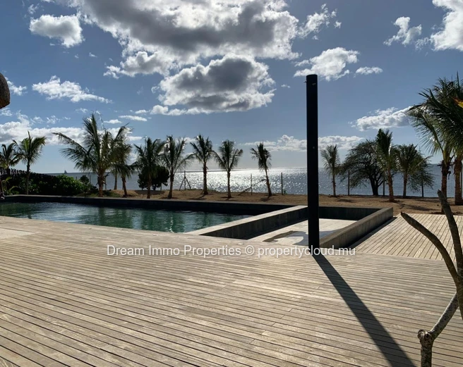 Splendides Appartements 3 Ch Avec Vue Mer & Montagne Pieds Dans L’Eau – Ile Maurice