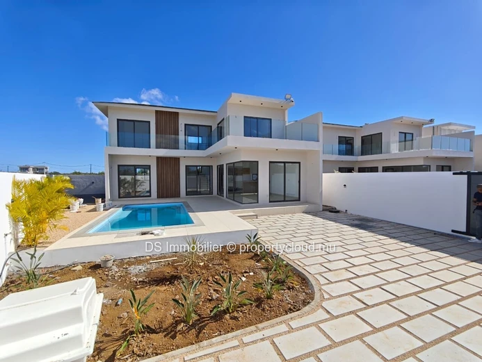À Vendre – Villa Neuve Semi-Meublée À Cap Malheureux - Nord