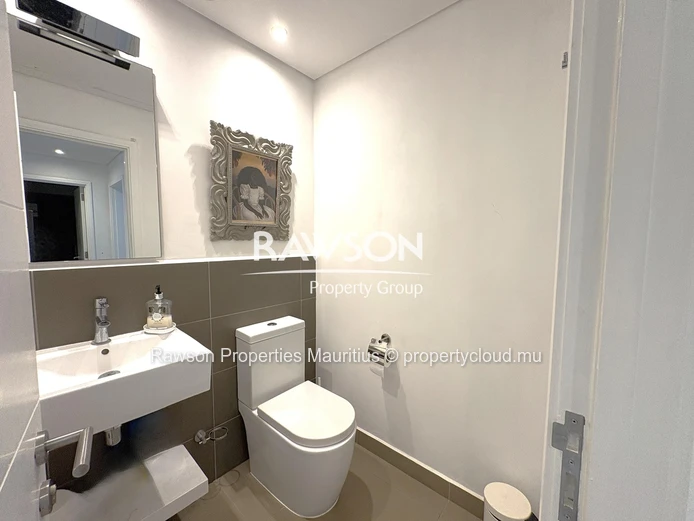 Amazing Ground Floor Apartment - € 650,000