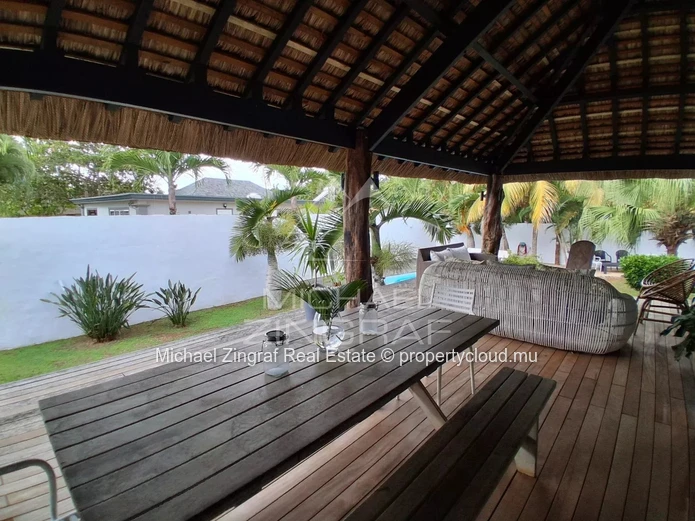 Villa familiale meublée de 4 chambres avec piscine