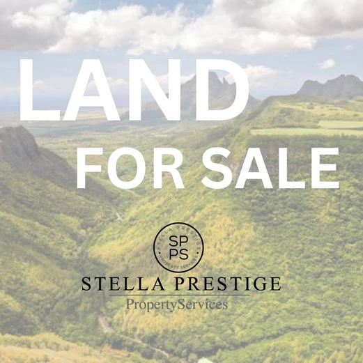 Terrain de premier ordre dans un emplacement commercial à L'Aventure avec vue sur la montagne - Propriété en pleine p...