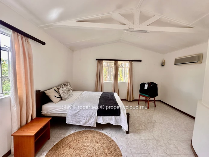 Tamarin - 3 bedroom triplex 