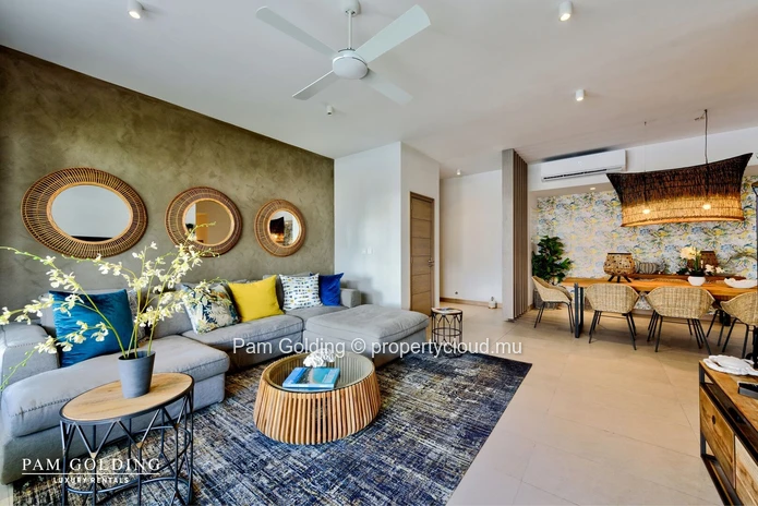 Appartement Rez-de-Chaussée 3 Chambres à Mont Choisy Le Parc - À Proximité de la Plage