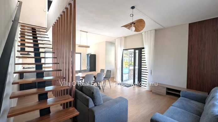 In a brand new secure, exclusive residence, with a beautiful communal garden of 2000 m2, lovely furnished and equippe...