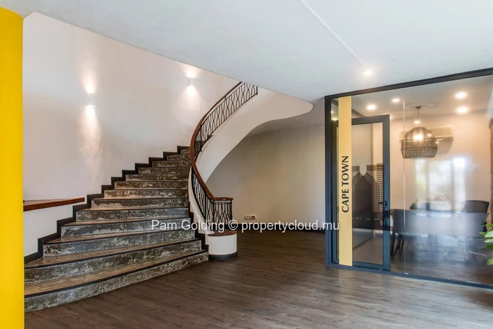 A Prestigious, Standalone Corporate Office Building.
