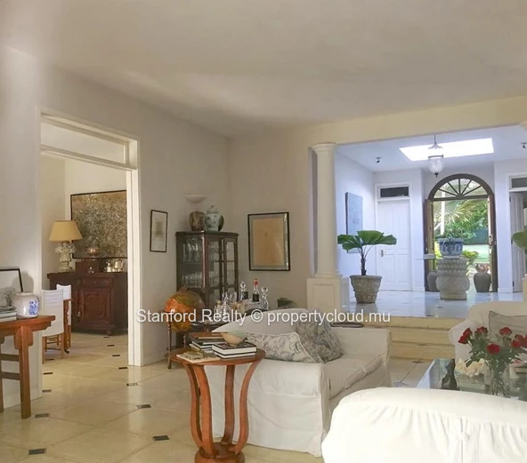 Private Luxury Estate for Sale - 5 Bedrooms, Moka
