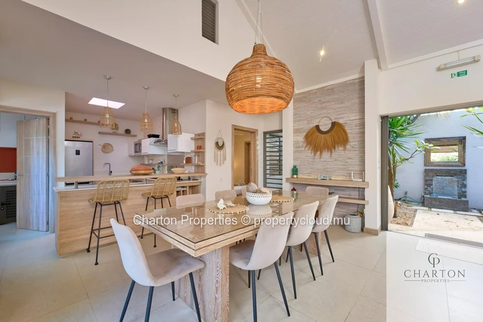 Élégante villa 3 chambres avec piscine dans le prestigieux domaine Le Clos du Littoral