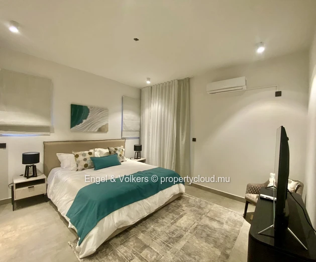 Modern 3-Bedroom Apartment for Sale – West Coast Living at Its Best