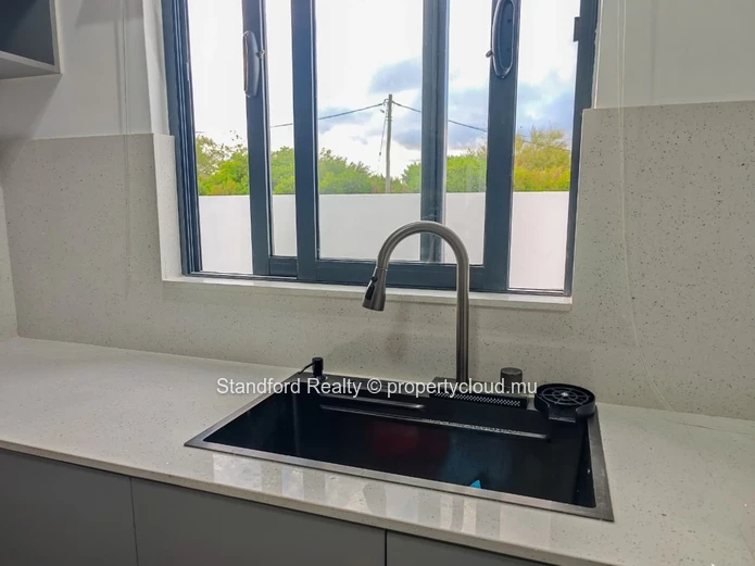 Villa Moderne de 3 Chambres Près du Spot de Kitesurf – La Gaulette, Maurice
