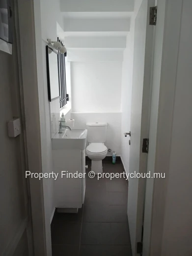 Ground Floor Office Space - For Rent