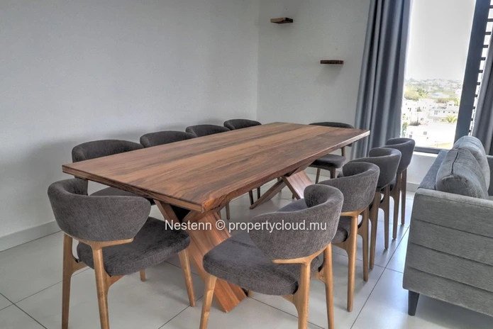 Elegant Penthouse – 3 En-suite Bedrooms