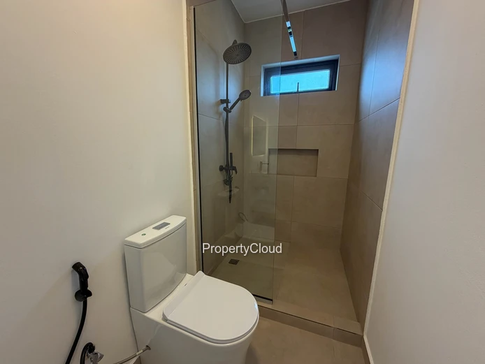 À Vendre | Villa Neuve De 3 Chambres Avec Piscine Privée À Grand-Baie | Rs 11 M, Négociable