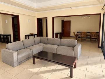 4 Bedroom Villa